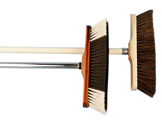 Broom, natural, handle 120 cm, metal screw thread